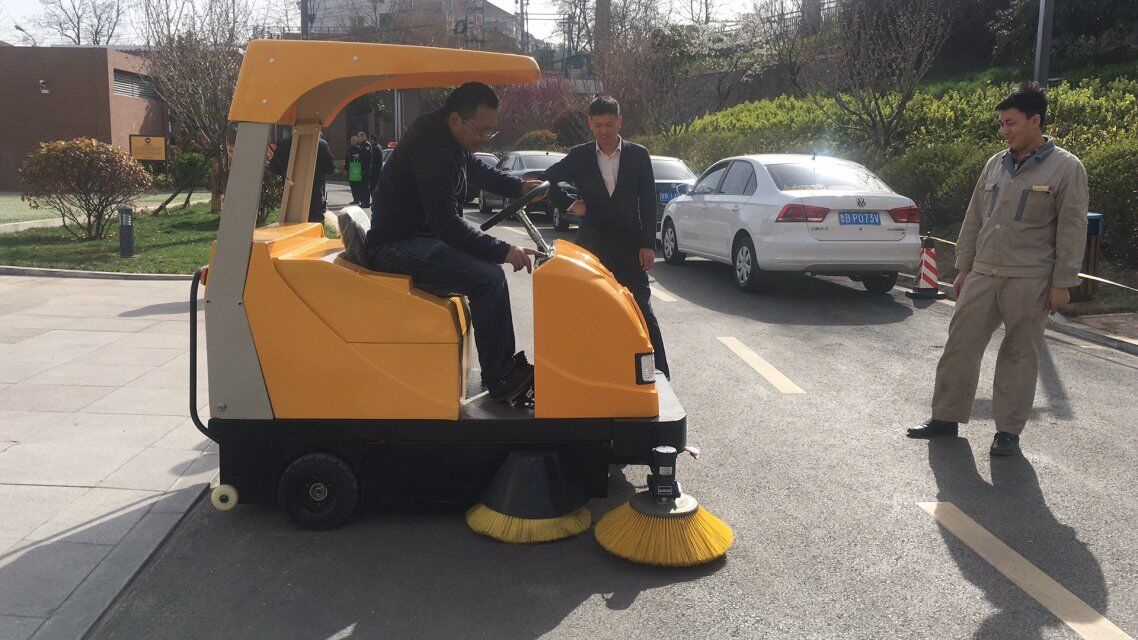 电动扫地车 电动扫地车